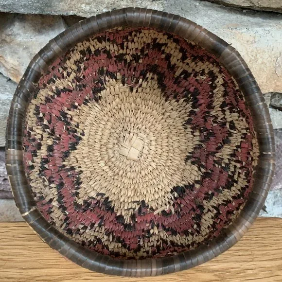 VTG African Basket Zulu Rwanda Coiled Chevron South Africa Hand Woven - Picture 2 of 7